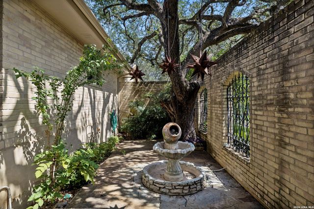 206 Rio Seco St, San Antonio, TX 78232