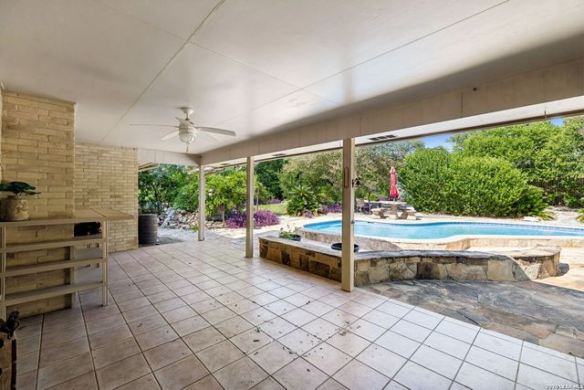 206 Rio Seco St, San Antonio, TX 78232