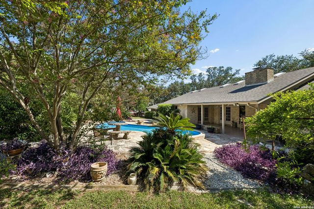 206 Rio Seco St, San Antonio, TX 78232