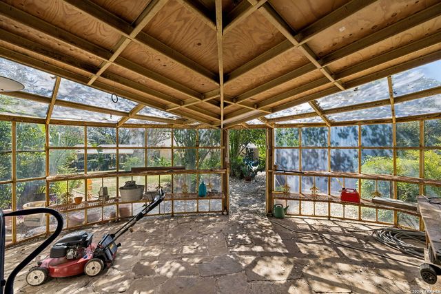 206 Rio Seco St, San Antonio, TX 78232