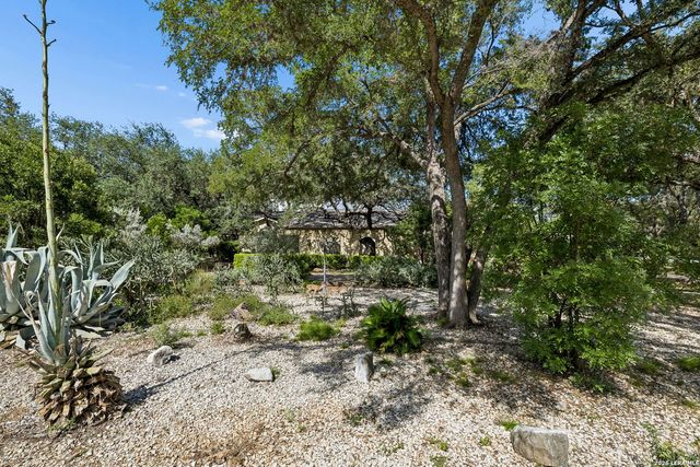 206 Rio Seco St, San Antonio, TX 78232