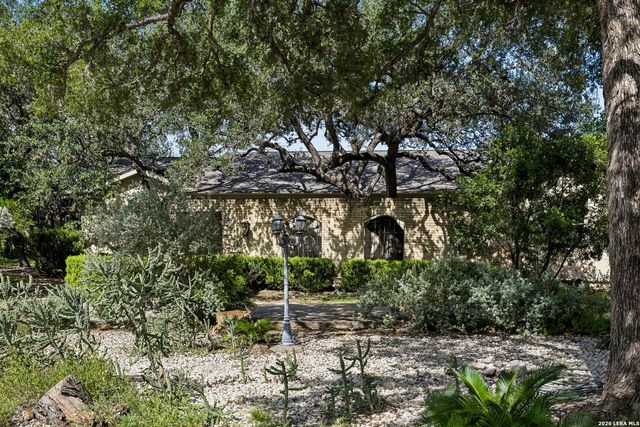 206 Rio Seco St, San Antonio, TX 78232