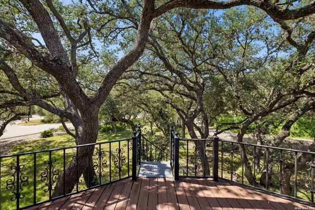 206 Rio Seco St, San Antonio, TX 78232