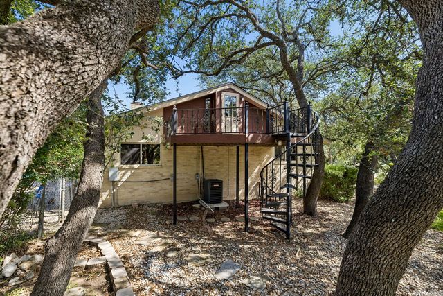 206 Rio Seco St, San Antonio, TX 78232