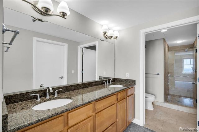 525 W Lafayette Boulevard 18E, Detroit, MI 48226