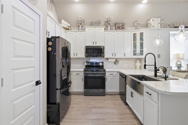 11668 Whirlaway Drive, Willis, TX 77318
