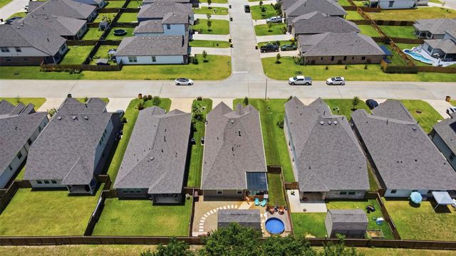 11668 Whirlaway Drive, Willis, TX 77318