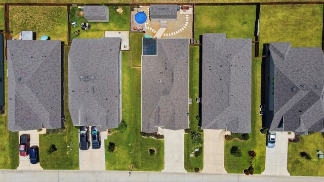 11668 Whirlaway Drive, Willis, TX 77318