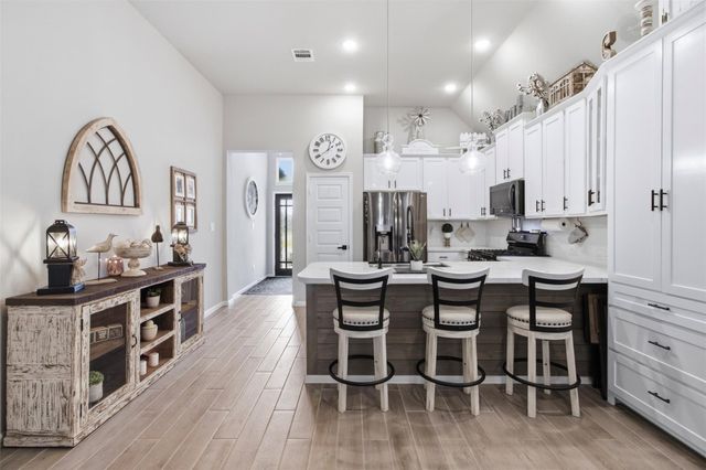 11668 Whirlaway Drive, Willis, TX 77318