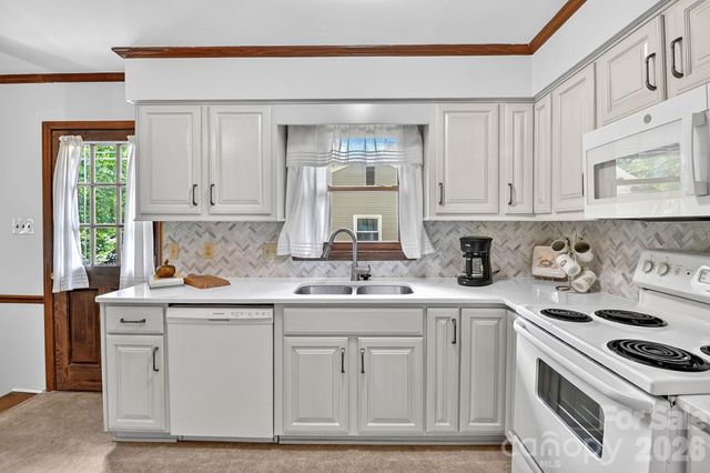 6111 Patrick Place, Charlotte, NC 28210