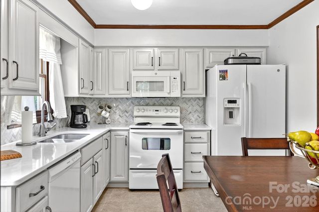 6111 Patrick Place, Charlotte, NC 28210