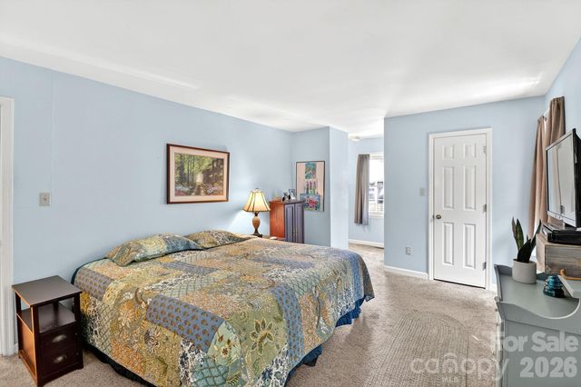 6111 Patrick Place, Charlotte, NC 28210