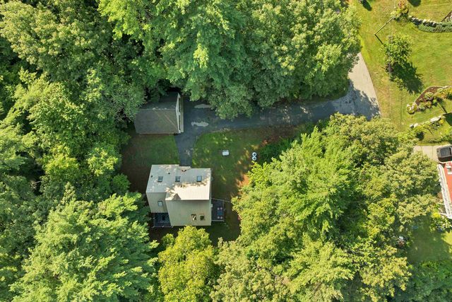 10 Lakeview Drive, Meredith, NH 03253