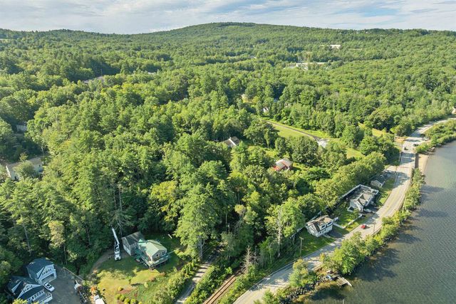10 Lakeview Drive, Meredith, NH 03253