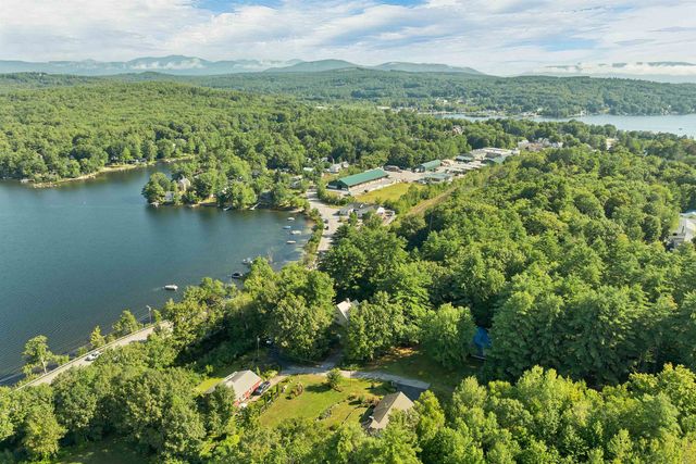 10 Lakeview Drive, Meredith, NH 03253