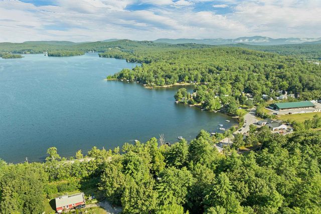 10 Lakeview Drive, Meredith, NH 03253