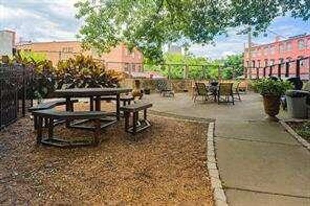 172 Haynes Street UNIT 213, Atlanta, GA 30313