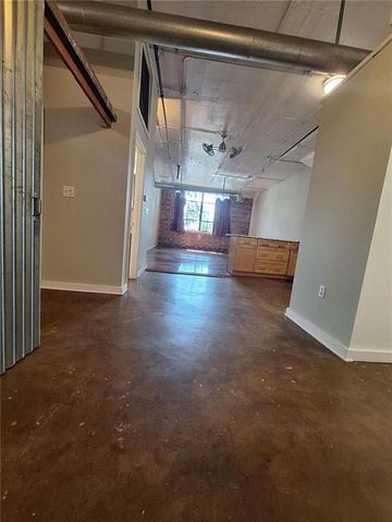 172 Haynes Street UNIT 213, Atlanta, GA 30313