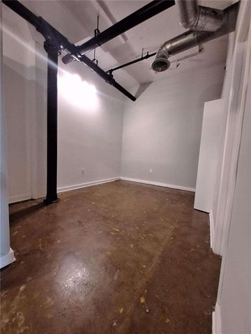 172 Haynes Street UNIT 213, Atlanta, GA 30313