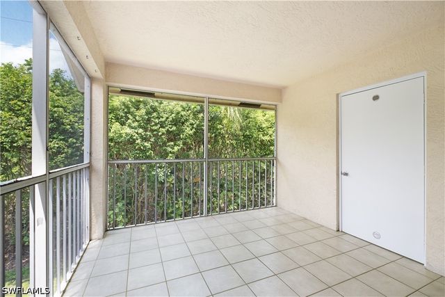 7791 Esmeralda WAY 203, Naples, FL 34109