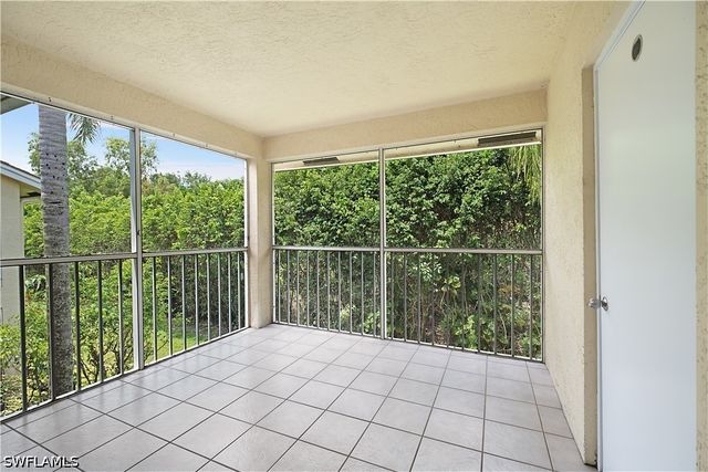7791 Esmeralda WAY 203, Naples, FL 34109