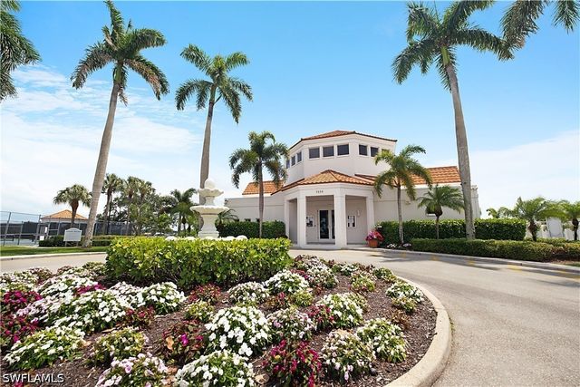 7791 Esmeralda WAY 203, Naples, FL 34109