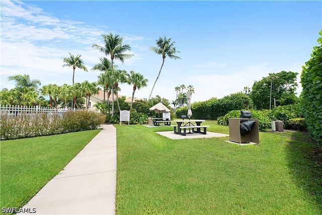 7791 Esmeralda WAY 203, Naples, FL 34109
