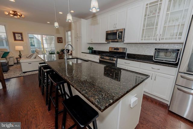 634 W END WALK, Media, PA 19063