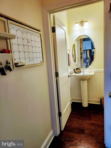 634 W END WALK, Media, PA 19063