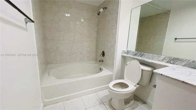 18800 NE 29th Ave 807, Aventura, FL 33180