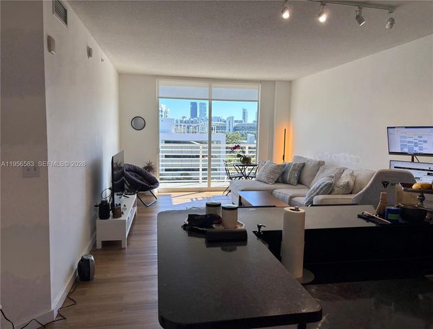 18800 NE 29th Ave 807, Aventura, FL 33180