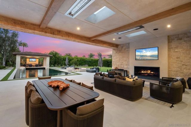 16345 47 Los Arboles, Rancho Santa Fe, CA 92067
