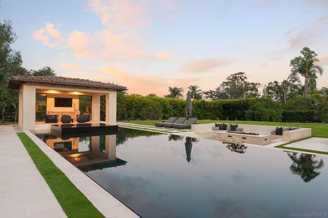 16345 47 Los Arboles, Rancho Santa Fe, CA 92067