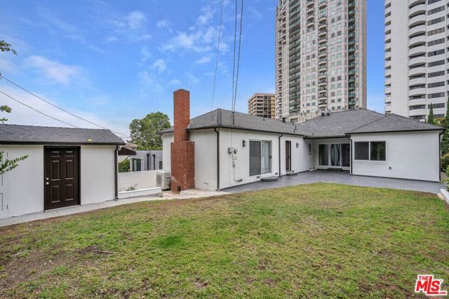 10564 Ashton Avenue, Los Angeles, CA 90024