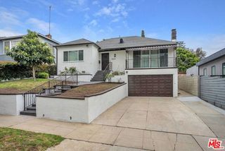 10564 Ashton Avenue, Los Angeles, CA 90024