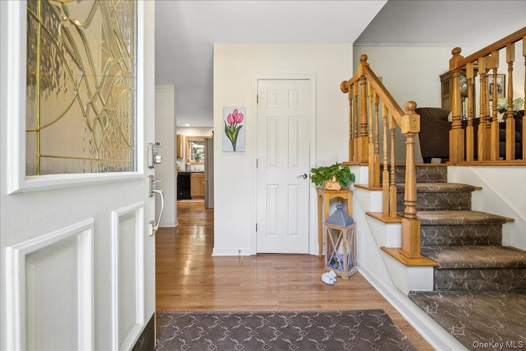 28 Winthrop Drive, Cortlandt Manor, NY 10567 — photo 5