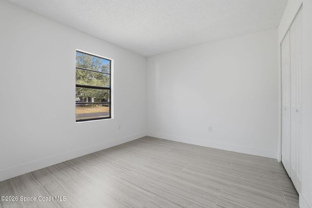 1336 Gingold Street NW, Palm Bay, FL 32907