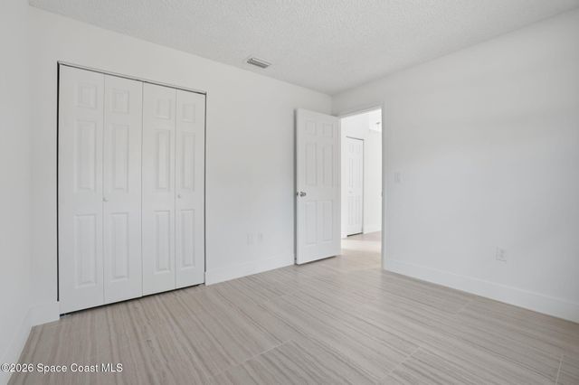1336 Gingold Street NW, Palm Bay, FL 32907