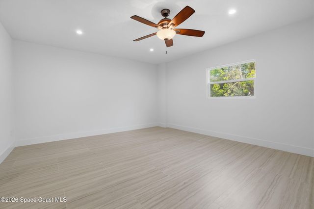 1336 Gingold Street NW, Palm Bay, FL 32907
