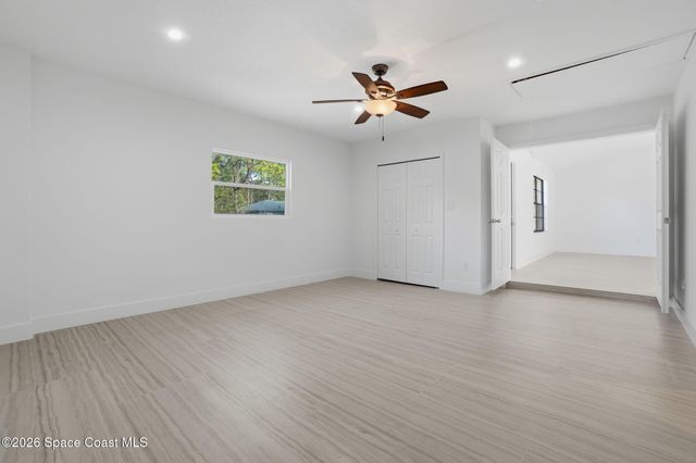 1336 Gingold Street NW, Palm Bay, FL 32907