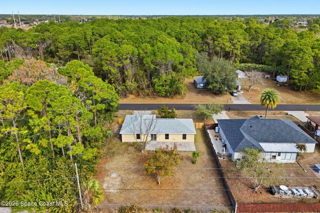 1336 Gingold Street NW, Palm Bay, FL 32907