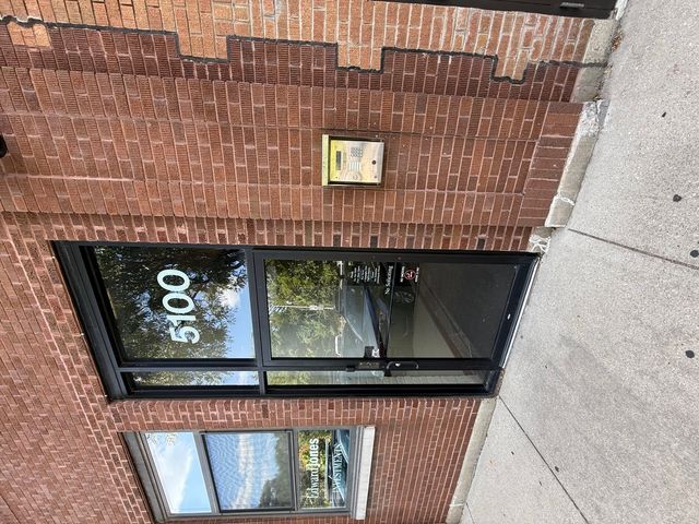 5100 N RAVENSWOOD Avenue 105, Chicago, IL 60640