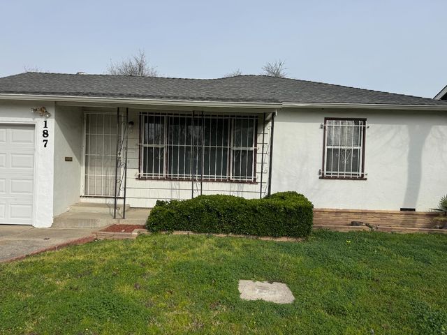 187 Bay Dr, Sacramento, CA 95815