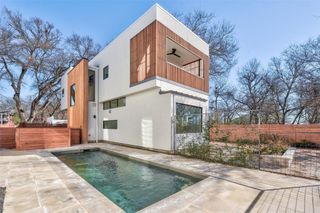 73 San Saba ST D, Austin, TX 78702