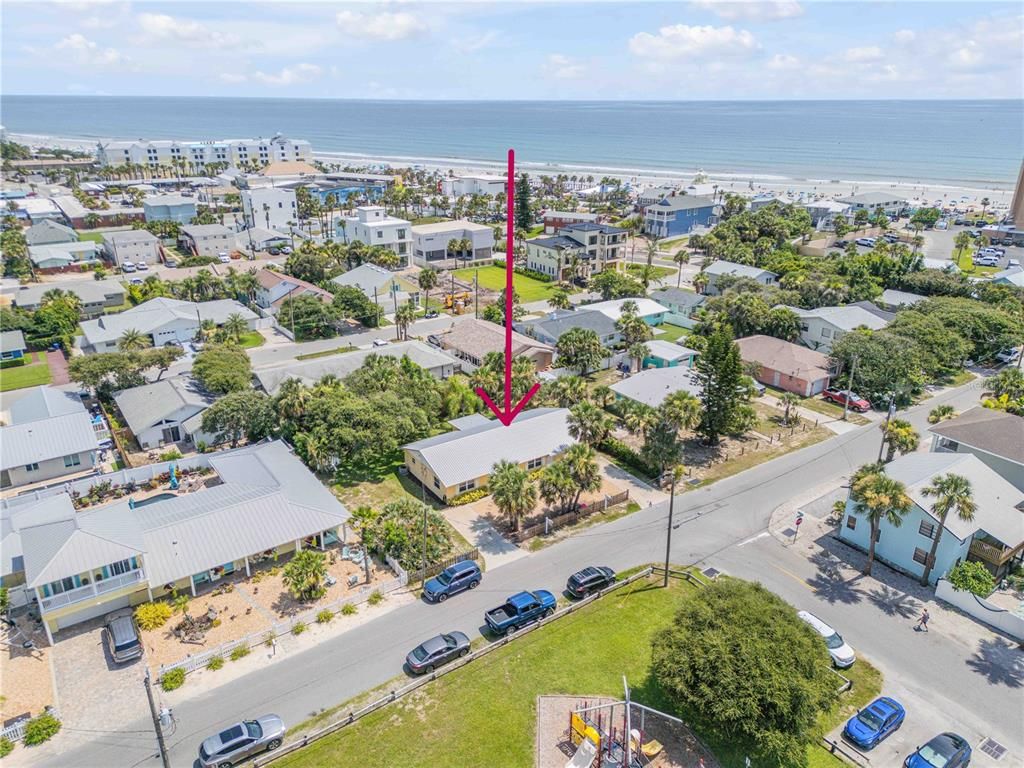 712-714 OAKWOOD AVENUE, New Smyrna Beach, FL 32169