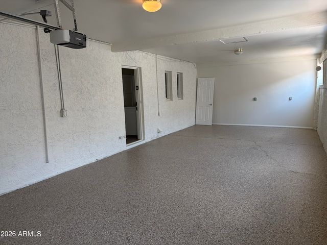 1746 W THOMAS Road, Phoenix, AZ 85015