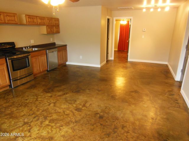 1746 W THOMAS Road, Phoenix, AZ 85015