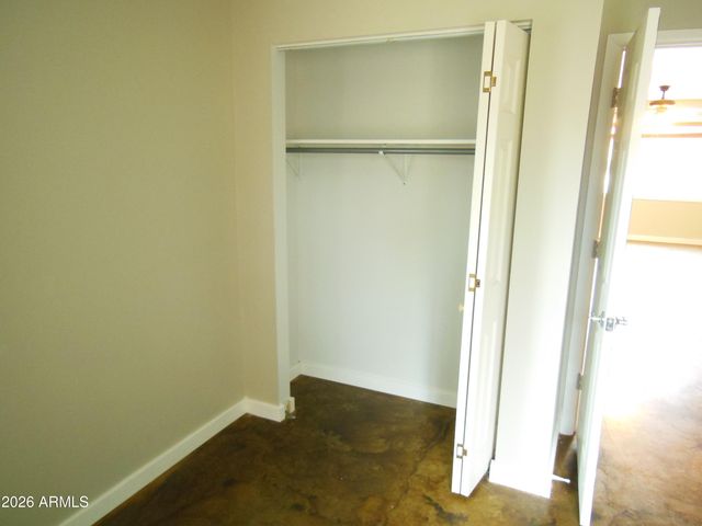 1746 W THOMAS Road, Phoenix, AZ 85015