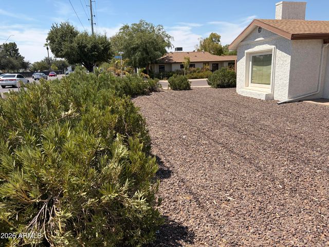 1746 W THOMAS Road, Phoenix, AZ 85015