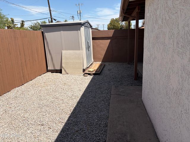 1746 W THOMAS Road, Phoenix, AZ 85015